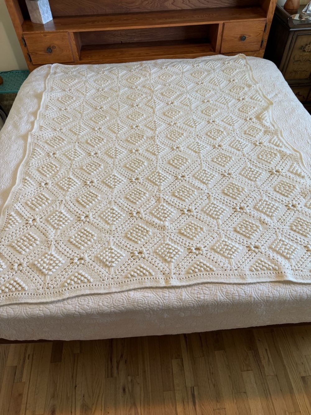 Large Popcorn Stitch Hand Crocheted Afghan Cream 74”x59”
